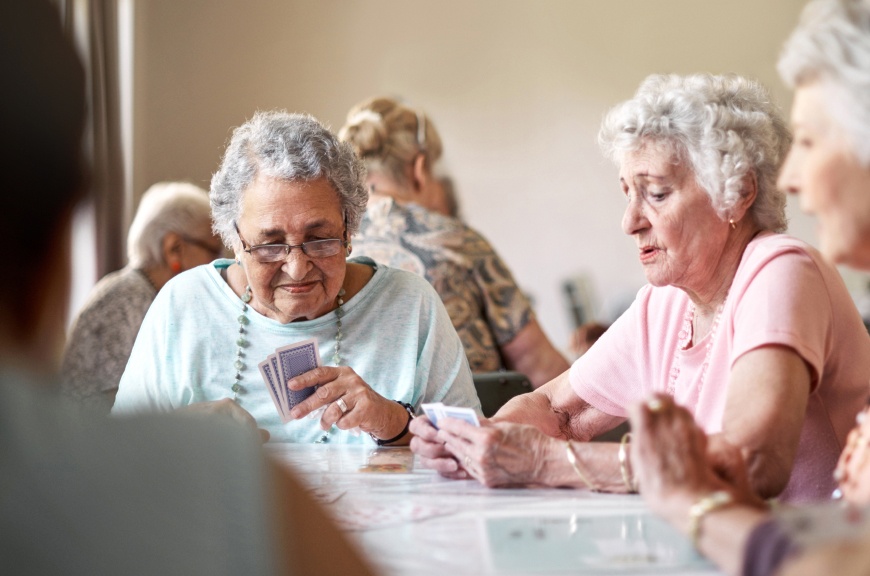 Éviter l’isolement social en résidence seniors : nos conseils | Clinalliance | Résidences Séniors