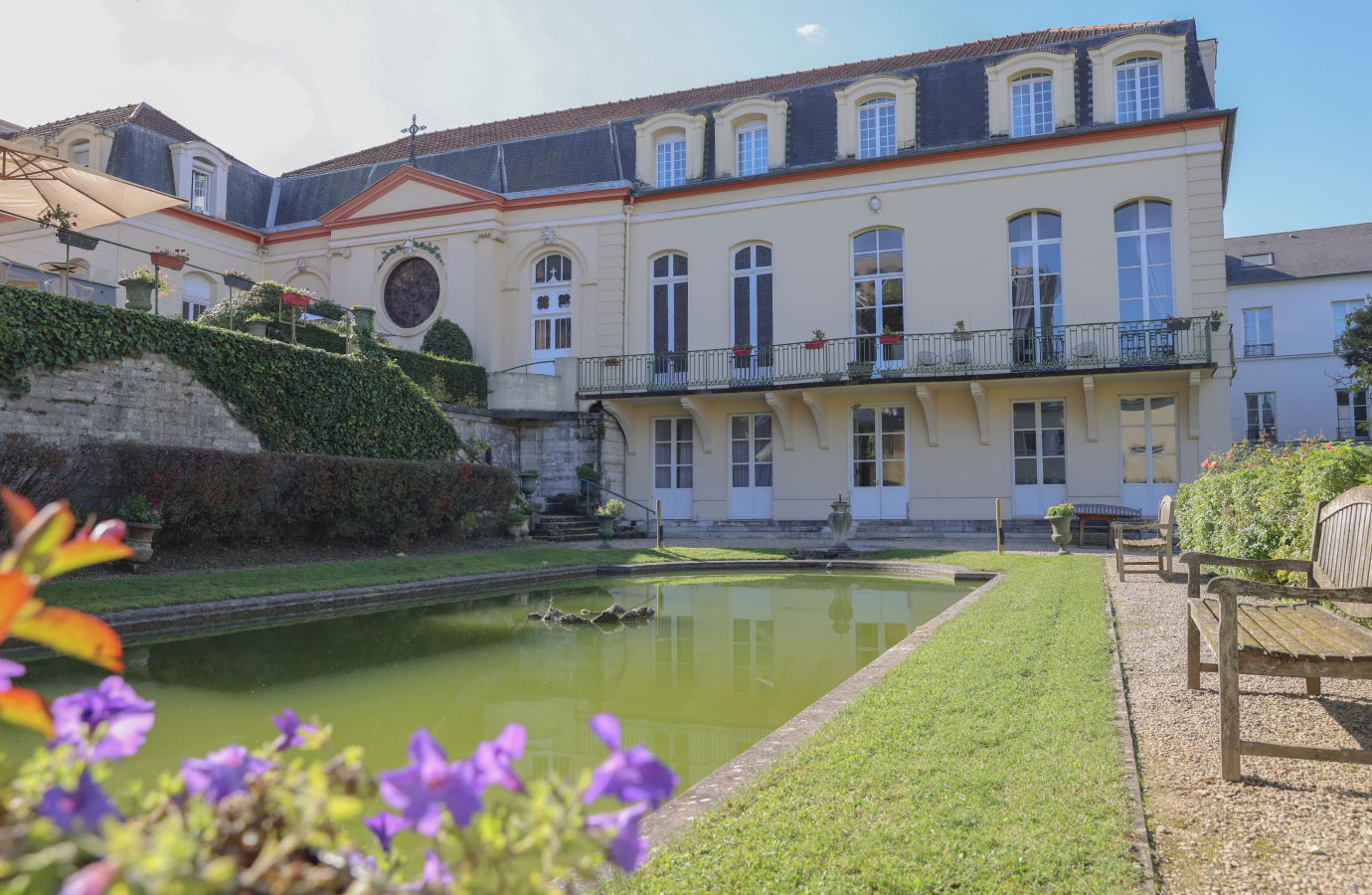 Découvrez la résidence senior Clinalliance de Issy-les-Moulineaux dans le 92